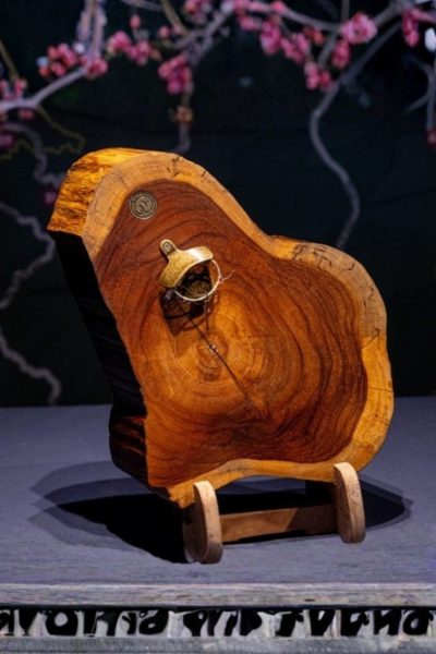 ABRIDOR DE GARRAFA DE PAREDE
